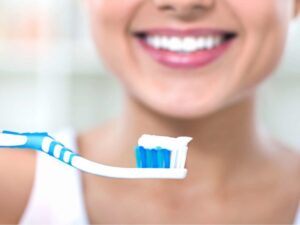 6 Simple Ways to Maintain Oral Health