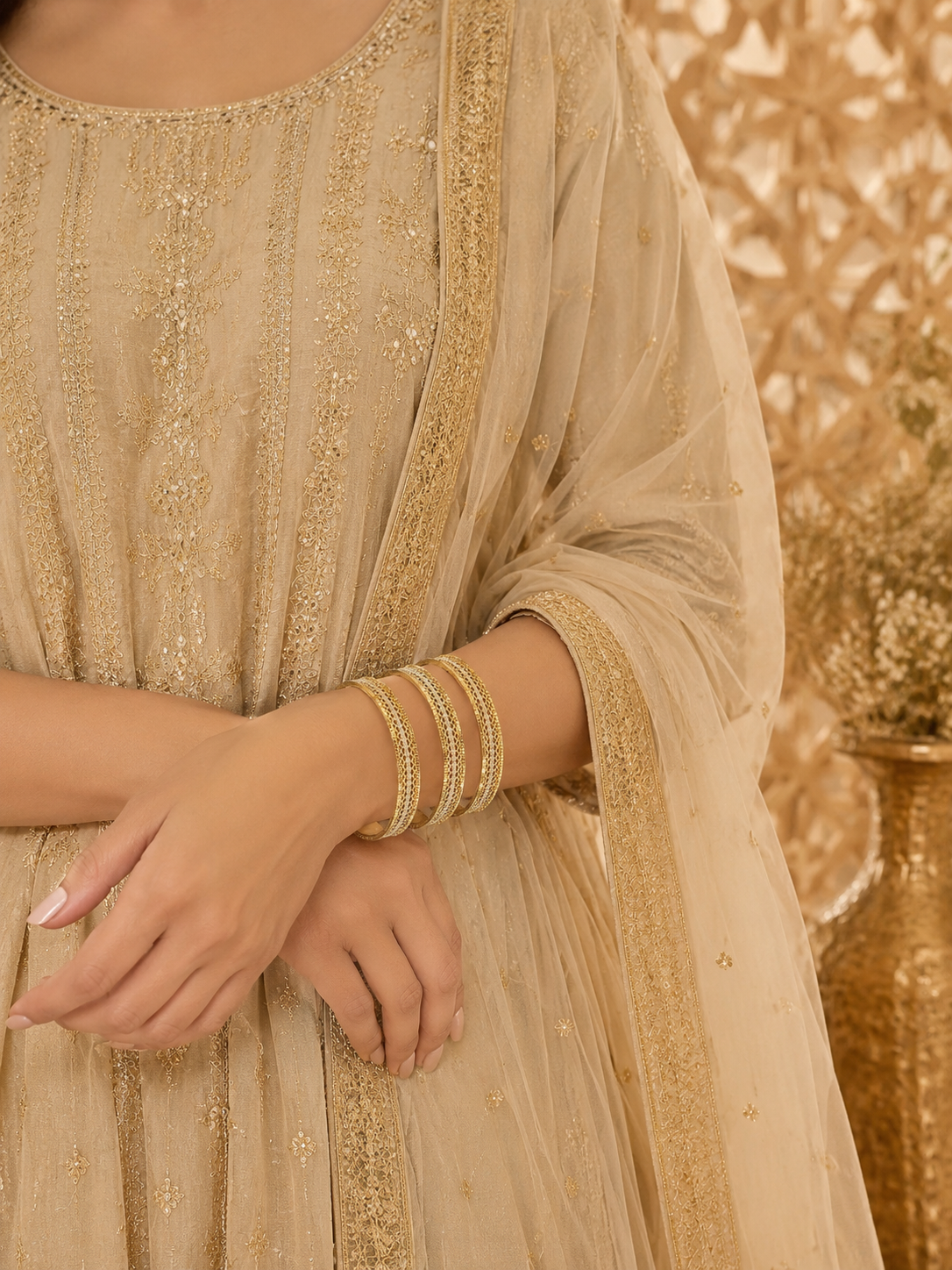 Why Kada Style Gold Bangle Designs Appeal To Men
